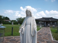 대흥봉수산성지 - 성지순례 가족 사진 - 조원동주교좌성당 대흥봉수산성지