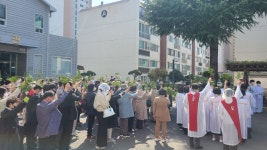 주님수난 성지주일(4월 2일 주일) - 2023년 주요 행사 - 광주대교구 계림동성당 주님수난 성지주일(4월 2일 주일)