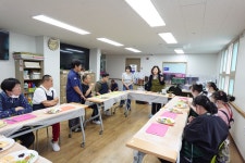 10월 14일 - 원예교실 4회차 (카나페 만들기,씨앗 심기) - 2025년 원예교실 - 서대구주간보호센터 10월 14일 - 원예교실 4회차 (카나페 만들기... 
