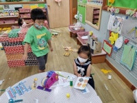 8월 1일 월요일놀이(참,하늘나리반) - 참나리 앨범 - 사랑으로 자라는 산내들 어린이집 8월 1일 월요일놀이(참,하늘나리반)