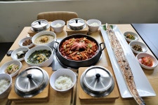 서귀포 밥집 삼시세끼 모두 가능 돌솥밥 나와서 더 맛남 - 제주도맛집... 숙소 정보 가득 카페 서귀포 밥집 삼시세끼 모두 가능 돌솥밥 나와서 더 맛남