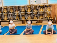 * 요가명상을 했어요(꽃잎1,2반) * - 느티나무 소식 - 느티나무유치원 * 요가명상을 했어요(꽃잎1,2반) *