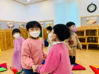 11월의 생일축하식이 열렸어요❤️ - ♡꽃잎2반♡ - 느티나무유치원 11월의 생일축하식이 열렸어요❤️