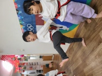 아지 아자! 태권도(기린반) - 2025년도 활동사진들 - 부천미소어린이집 아지 아자! 태권도(기린반)