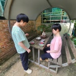 빨간 앵두가 맛있어요 - 사진게시판 - 예솜동산(장애인단기거주시설) 빨간 앵두가 맛있어요