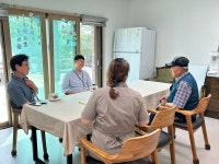 혼자만 간직했던 사진들📸🥰 - 엄마아빠의 사랑방 - 제천실버홈.제천실버홈주간보호 혼자만 간직했던 사진들📸🥰