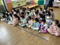 [찾아오는 인형극] 토끼🐰, 자라🐢와 함께 골고루 먹어요!🥕 - 토당 이야기 - 토끼와 당근 어린이집 [찾아오는 인형극] 토끼🐰, 자라🐢와 함께... 