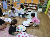 [유아스포츠] 스펀지 김밥 - 산들A반(만2세) - 토끼와 당근 어린이집 [유아스포츠] 스펀지 김밥