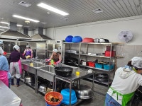 10월의 경로식당 - 성 인 | 지역주민 - [제주]서부종합사회복지관 10월의 경로식당