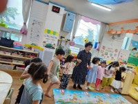 인성선생님과 전통놀이를 해요~~🏵 - 2025֍특별활동 - 공공형 장미어린이집 인성선생님과 전통놀이를 해요~~🏵