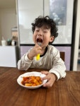 건강한 토마토떡볶이 만들기(튼튼 장태이) - 2025공장과자 안먹기 운동 - YMCA 다산아기스포츠단 건강한 토마토떡볶이 만들기(튼튼 장태이)