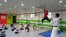 [경희이기성태권도] 다재다능한 우리 아이들^^ - 우리 사진 - 경희이기성태권도 [경희이기성태권도] 다재다능한 우리 아이들^^