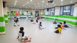 [경희이기성태권도] 유연성부터 학교체육까지~ 만능아이들^^ - 우리 사진 - 경희이기성태권도 [경희이기성태권도] 유연성부터 학교체육까지... 