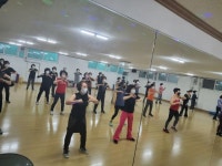 2022년5년유천동현대아파트나인댄스 - 라인댄스영상방 - 2018 신동숙 방송댄스 에어로빅 라인댄스 2022년5년유천동현대아파트나인댄스