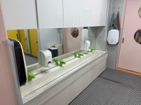 1층 화장실 - 시설사진 - 국공립검단어린이집 1층 화장실