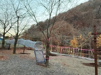 아이들 숲 속 놀이터를 신설하였습니다 ^^ - 반딧불이의 하루 - 경주 산내 반딧불이 오토 캠핑장 아이들 숲 속 놀이터를 신설하였습니다 ^^