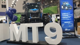 BKT타이어 - 대동과 LS엠트론 트랙터에서 만나다 - 농기계타이어 AGR - (주)혜인 BKT타이어 BKT타이어 - 대동과 LS엠트론 트랙터에서 만나다