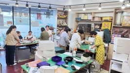 미소지음 - 우리들의 이야기 - 청호닥종이 미소지음