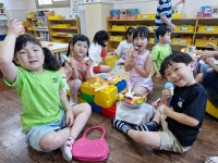 아이스크림 가게놀이🍦🍨🍧 - 오일러반 사진 - 제주 피터팬 어린이집 제주 피터팬 어린이집
