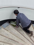 남전도회 계단미끄럼방지판 광택작업 - 전도회 행사 - 구미중앙교회 남전도회 계단미끄럼방지판 광택작업