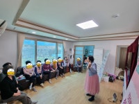 조동1리 경로당 노인성폭력 예방인형극 허락없이는 안돼요교육 - 카페 앨범 - 정선 아라리가족성상담소 조동1리 경로당 노인성폭력 예방인형극 