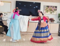 26,1/19,배곧 케어홈닥 요양원 - 한울림민요동아리 - 함현상생종합사회복지관 금빛대학 26,1/19,배곧 케어홈닥 요양원