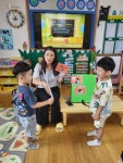 7월 4일 과학&영어&트니트니&텃밭 수확하기 - 세계로반 - 아이살림생태어린이집 7월 4일 과학&영어&트니트니&텃밭 수확하기