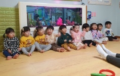 체육-고리걸기 - 햇빛반(2023년 1세반) - 꿈초롱어린이집(영세아 전용) 체육-고리걸기