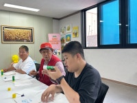 해뜨는공예놀이터협동조합 | 12. 압화책 만들기 - 원예공예 - 장애인야학 해뜨는학교 12. 압화책 만들기