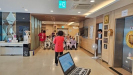 제460회 로고스 요양병원. - 공연사진 - 천안색소폰어울림동호회 제460회 로고스 요양병원.