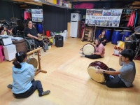 25.09.23. 또바기 노래사물놀이 연습 - 활동 사진 - 거제시장애인연맹 25.09.23. 또바기 노래사물놀이 연습