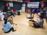 25.09.23. 또바기 노래사물놀이 연습 - 활동 사진 - 거제시장애인연맹 25.09.23. 또바기 노래사물놀이 연습