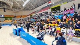 제15회 경북탁구협회장배 탁구대회 스케치 및 대회결과(2025.11.1~2 상주실내체육관) - ▶회원자유게시판 - 경북탁구협회 경북탁구협회