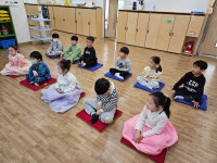 3월 13일 찾아오는 다례체험 - 푸른하늘반 - 2026 다례체험 - 군포시립 수리동어린이집 3월 13일 찾아오는 다례체험 - 푸른하늘반