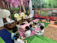 예쁜잎새 1,2반 다정다감  초록빛깔 정원 - 2026 다정다감 - 군포시립 수리동어린이집 예쁜잎새 1,2반 다정다감 