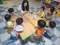 알록달록 단풍나무 🍁 - 꿈친구( 실내 *실외) 전체 사진 - 행당동아이꿈어린이집 알록달록 단풍나무 🍁
