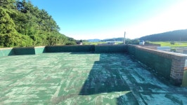 (경남고성부동산)삼산면/바닷가마을,넓은텃밭과 마당,창고,깔끔한 주택매매/ 1,079제곱미터(326)/1억6천만원... 