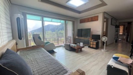 (경남고성부동산)삼산면/ 바닷가5분, 작은개울과 황토방,넓은텃밭과마당/ 깔끔한 전원주택매매 1,372제곱미터(415)/2억9500만원... 