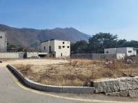 (동면 만천리) (전원주택지) 스프링베이 골프장 옆 전원주택지 대(垈) 484㎡(146) / 516㎡(156) 매매 - 토지(나대지) 임야 - [춘천]... 