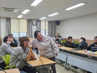2025년 4월 노래교실 - - 노래교실 - 경북지적발달장애인복지협회 의성군지부 ~ 디딤돌주간보호센터 2025년 4월 노래교실