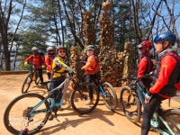 - 일반 게시판 - 청주 레드바이크 MTB 동호회 04월01일 만우절 목요라이딩 계족산임도 대청호오백리길 5,4,3구간.