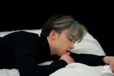 아스트로 문빈&산하(ASTRO) ＜IN-OUT＞ 자켓 비하인드 1탄... (ASTRO) 공식 팬카페 아스트로 문빈&산하(ASTRO) ＜IN-OUT＞ 자켓 비하인드 1탄