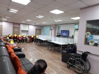 2021년 12월 10일 세상뉴스전하기&율동체조 - 프로그램 사진 - 사회복지법인 운가자비원 운가데이케어센터 2021년 12월 10일... 