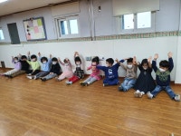 신나는 체육활동🏃🏃♀️ - 별빛반 - 하나로 어린이집 신나는 체육활동🏃🏃‍♀️