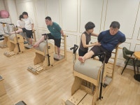 9월의 요가수업! - 카페 앨범 - 사랑나눔장애인주간보호센터 9월의 요가수업!