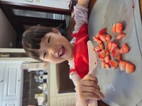 햇살반 홍제희 딸기라떼🍓🥛 - Ⓤ 햇살반 - 율하유치원 햇살반 홍제희 딸기라떼🍓🥛