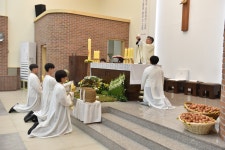 2026.04.04 주님부활 대축일 성야미사 - † 본당소식 - 천안용곡동성당 2026.04.04 주님부활 대축일 성야미사