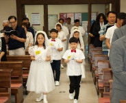 첫 영성체(2025.06.22.) - † 본당소식 - 천안용곡동성당 첫 영성체(2025.06.22.)