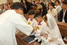 첫 영성체(2025.06.22.) - † 본당소식 - 천안용곡동성당 첫 영성체(2025.06.22.)