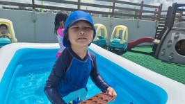 옥상물놀이 - 2025년 열매 통합 소식 - 열매 몬테소리어린이집 옥상물놀이